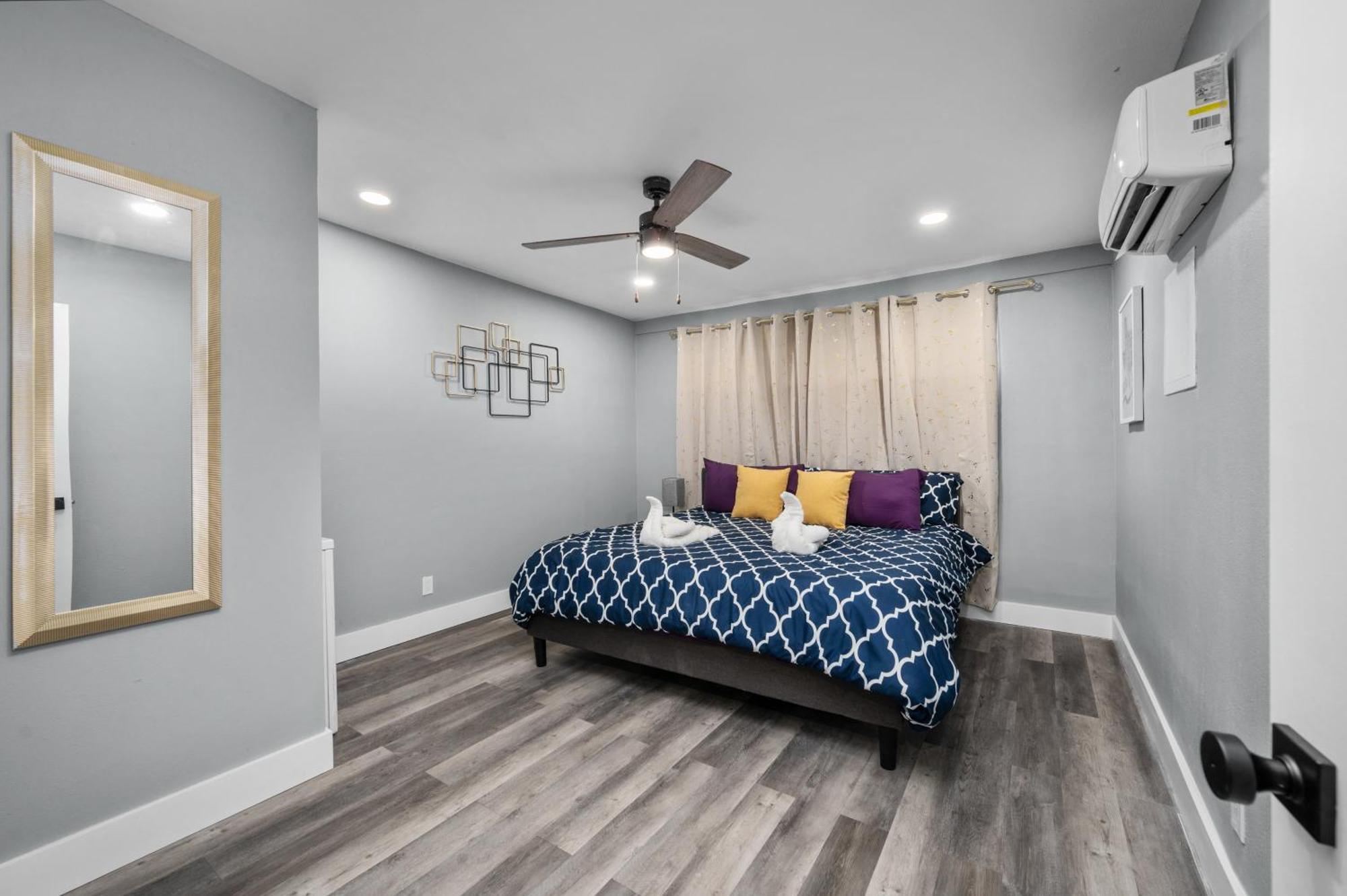 Modern 2Br City Center Getaway With Free Park ヒューストン エクステリア 写真