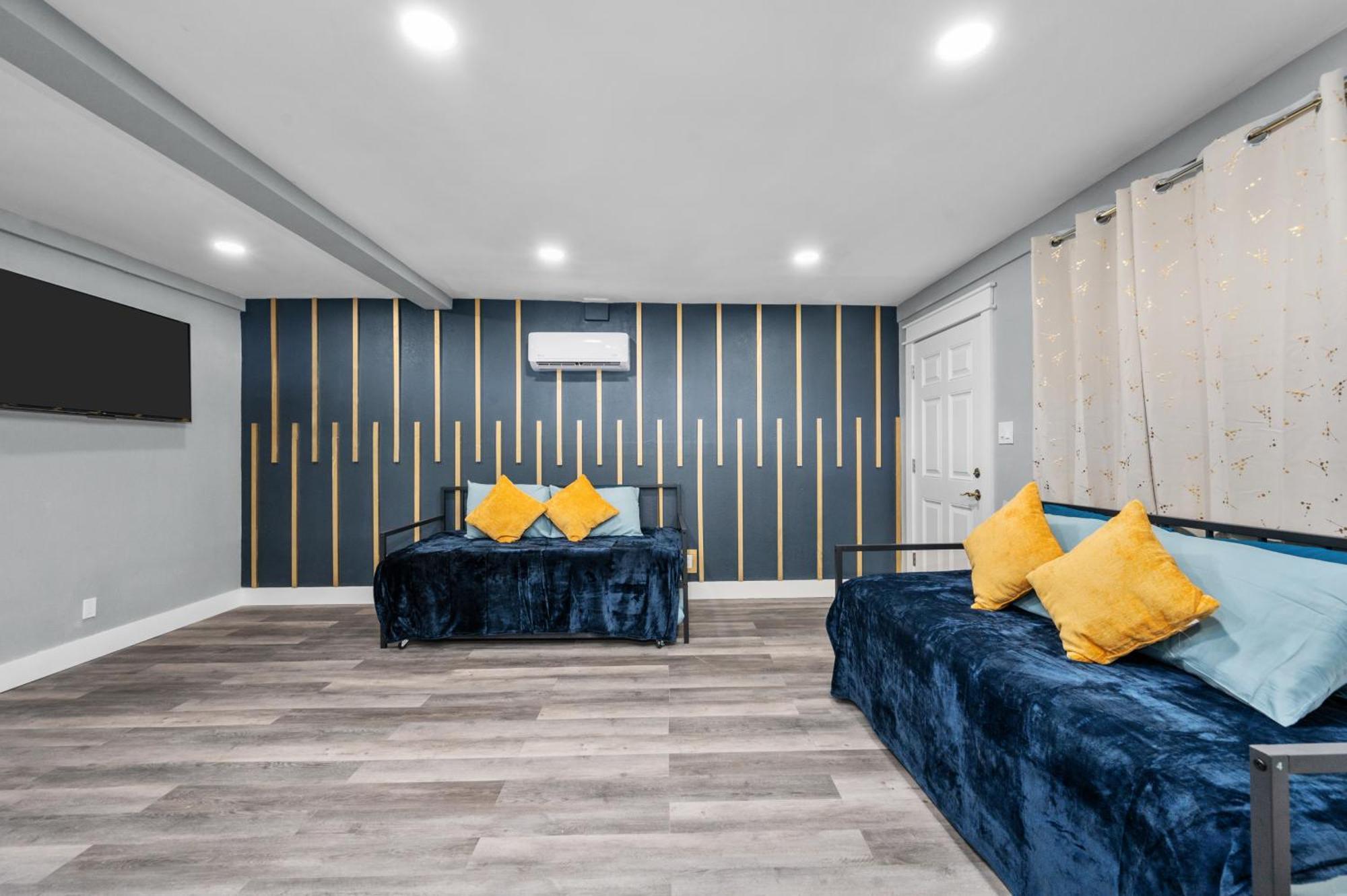 Modern 2Br City Center Getaway With Free Park ヒューストン エクステリア 写真